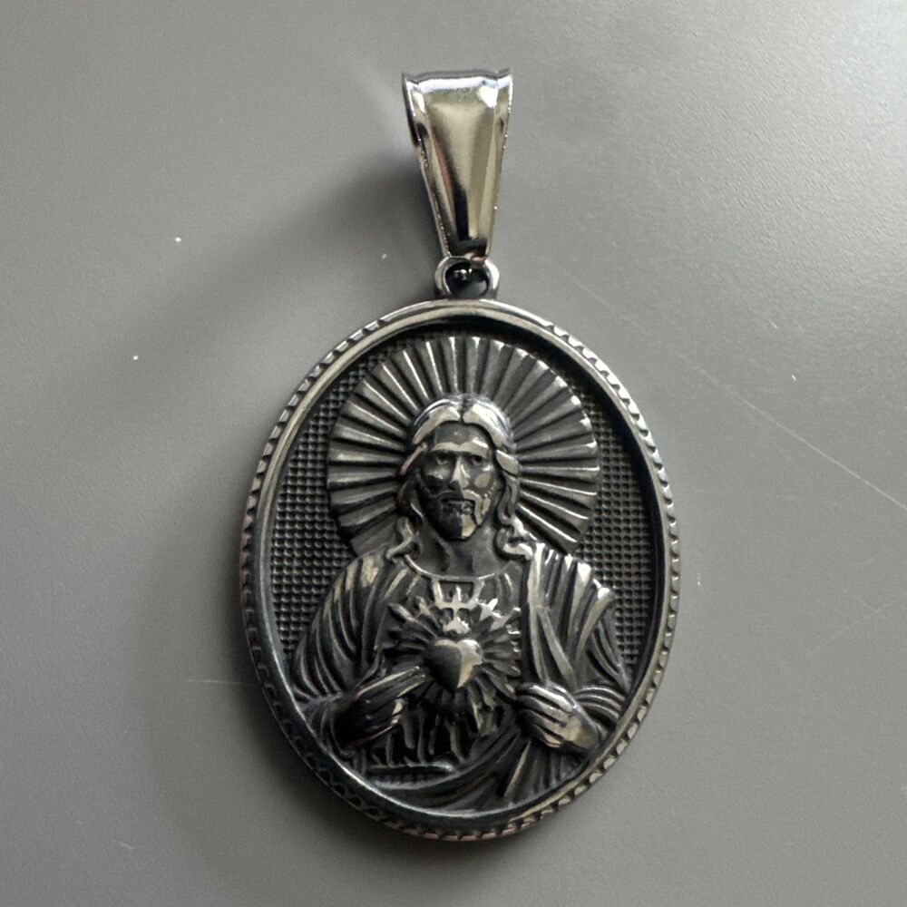 Jesus Christ Stainless Steel Pendant 24 Inch Chain Religious Faith Christian